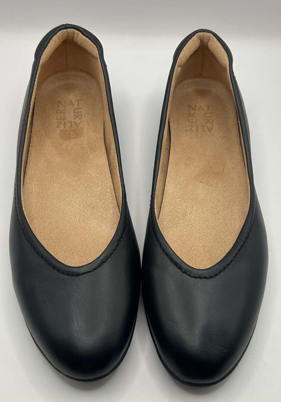 Naturalizer Vivienne Black Leather Ballet Flats